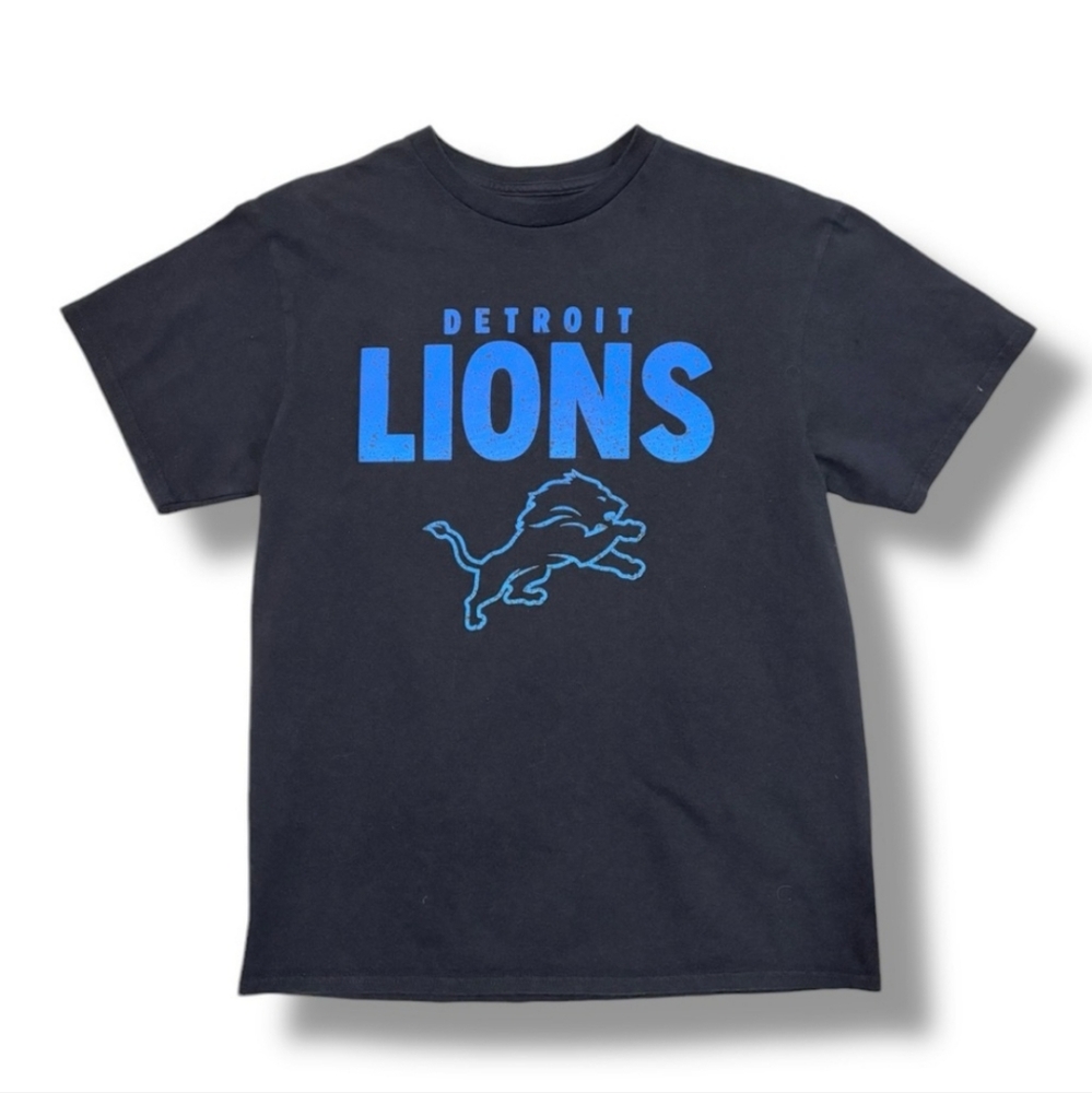 NFL TEAM APPAREL Black Crew Neck Short Sleeve Detroit Lions Graphic Shirt